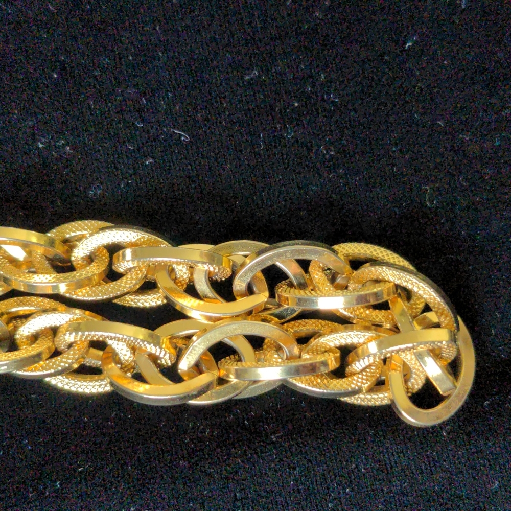 Brush Link Bracelet - Picture 2 of 5